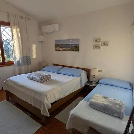 Feriehus La Casa Vecchia Baja Sardinia Cala Bitta