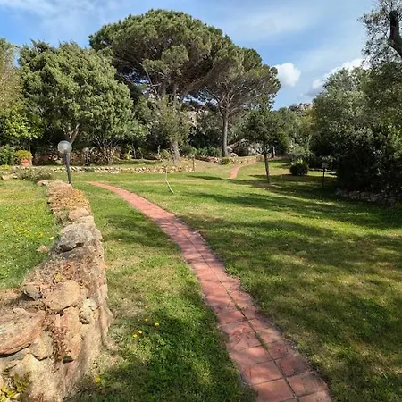 Feriehus La Casa Vecchia Baja Sardinia