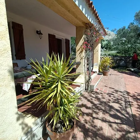 La Casa Vecchia Baja Sardinia
