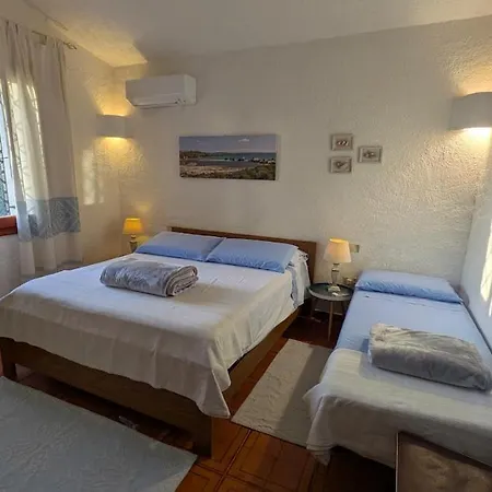 Feriehus La Casa Vecchia Baja Sardinia