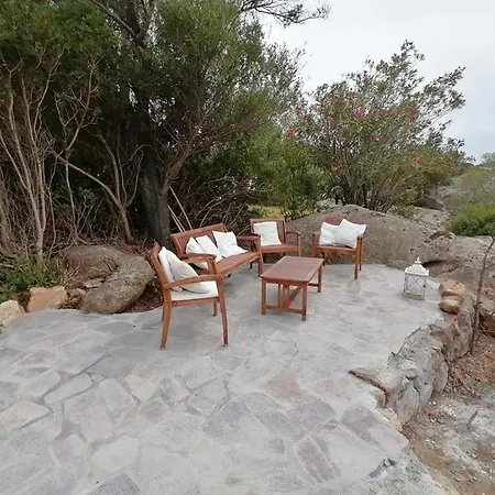 Feriehus La Casa Vecchia Baja Sardinia