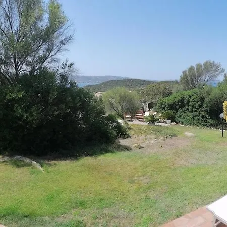 La Casa Vecchia Baja Sardinia Feriehus *