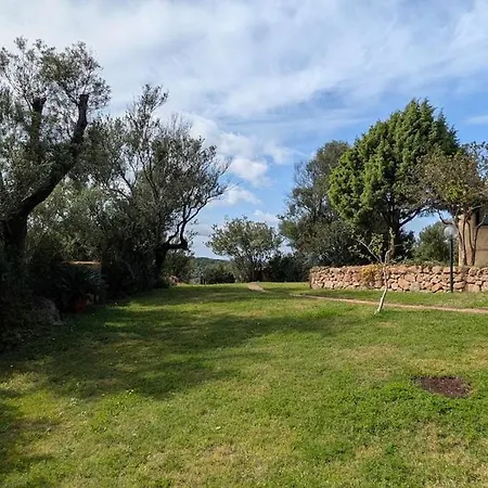 Feriehus La Casa Vecchia Baja Sardinia Cala Bitta