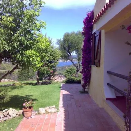 Feriehus La Casa Vecchia Baja Sardinia