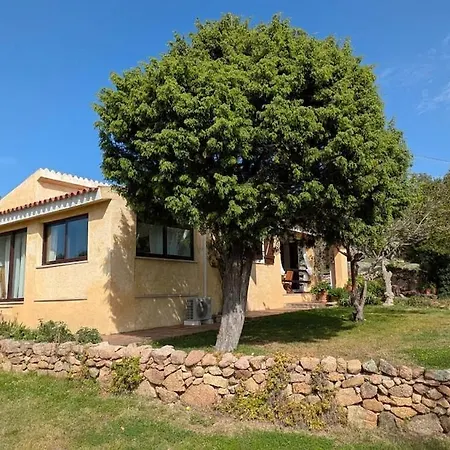 Semesterbostad La Casa Vecchia Baja Sardinia *