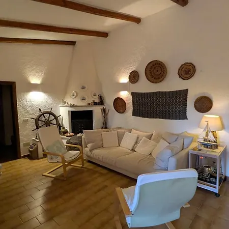 La Casa Vecchia Baja Sardinia *