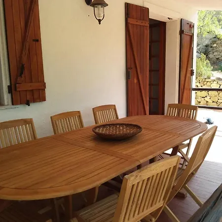 Feriehus La Casa Vecchia Baja Sardinia