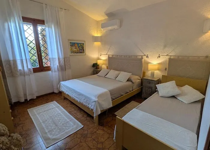 Nyaraló La Casa Vecchia Baja Sardinia *