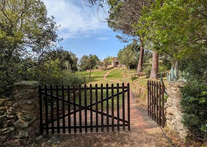 La Casa Vecchia Baja Sardinia